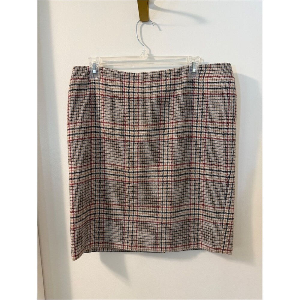 Talbots Wool Blend Academia Plaid Pencil Skirt in Beige, Black and Red UGC